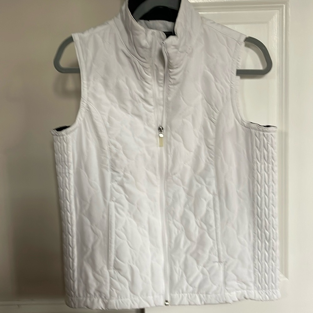 Straight Down Golf White quilted vest